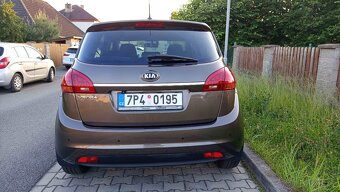KIA VENGA 1,4 CVVT; 90Ps; najeto pouze 20.600km - 4