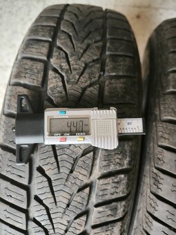 Zimní pneu 155/70 R13 - 4