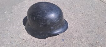 Německá helma M40 vel 66 - 4