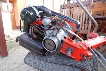 vari - motor dvoutakt 5 HP s řidítkama po servisu - 4