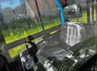 Bagr 3t tříválcový motor roztahovací pásy mimoosé kopání - 4