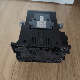 Siemens 3RT1456-6AP36 stykač 3 spínací kontakty 1 ks - 4