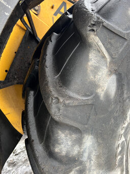 Čelní nakladač CATERPILLAR 930 H, ROK 2011 - 4