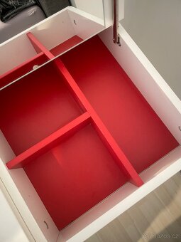 Kosmetický- toaletní  stolek - 4