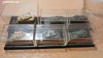 6 x model vojenské techniky. - 4