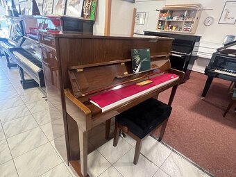Akustické piano Yamaha P116, made in England, záruka 5 let. - 4