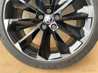 ŠKODA SUPERB III ORIGINÁL LETNÍ SUPERNOVA 235/40/19 - 4