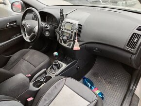 Prodám jen díly Hyundai i30 - 4