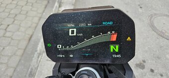 BMW F900rr hockenheim limited edition - 4