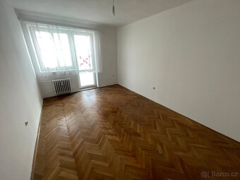 pronájem Náchod centrum zděný byt 3+1 65m2 s výtahem - 4