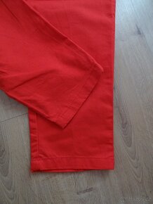 Červené kalhoty s kšandami - věk 3-4 roky - 4