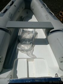 nafukovací člun Zodiac Cadet 290 RIB - 4