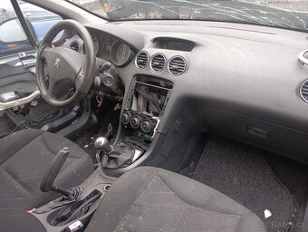 Peugeot 308 1.6 HDi - 4