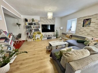 Pronájem části domu - 3+kk, 140 m2, terasa, polosamota - Rad - 4