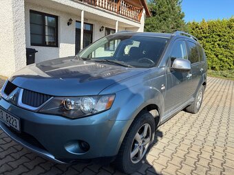 Mitsubishi Outlander 4x4, 2,0tdi-, r. 2010, klimatronic - 4