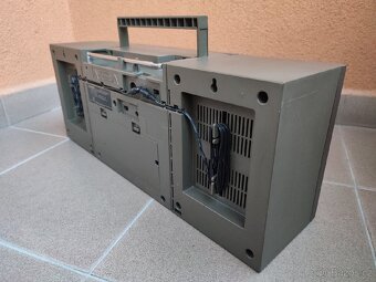 STEREO RADIO CASSETTE RECORDER SANYO M 9711LO. - 4