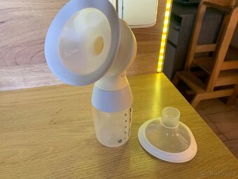 Odsávačka mléka Medela Swing - 4