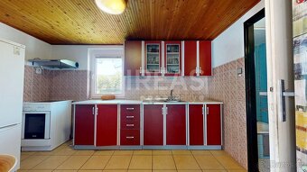 Sadská, prodej chaty 3+1 46,5 m2 + garáž 19 m2, na pozemku 3 - 4