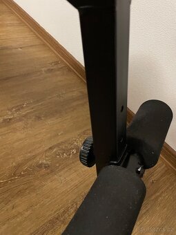 Šikmá posilovací lavice - 4