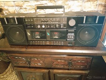 Retro radiomagnetofon - 4