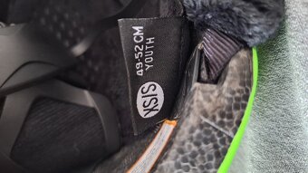 Dětská lyžařská helma Giro

 - 4