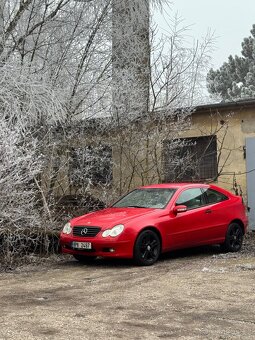 Xenon Mercedes-Benz C200 coupe - 4