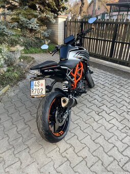 KTM Duke 125 2022 - 4