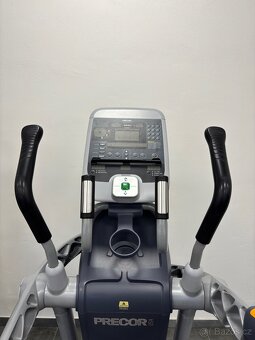 Precor AMT - adaptive motion eliptical - 4