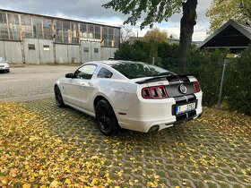 Ford Mustang 2014 3.7 - 4