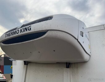Skříňova nástavba chladící/ mrazící s chlazení Thermo king - 4