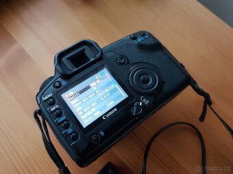 Canon 5D classic + 5 Aku - 4