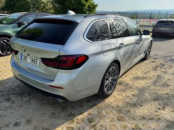 BMW 520d xDrive, 2021(Facelift),Nezávislé topení, 2 sady kol - 4