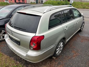 Toyota Avensis, 2.0 D-4D, 93 kW, dovoz - 4