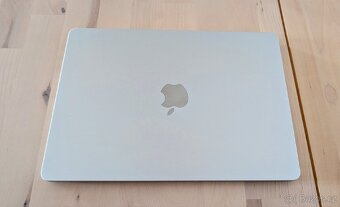 Apple MacBook Air M2 2022 - 4