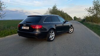 Prodám Audi A4 B8 S-line, r.v. 2011, 2.0 TDI 105 kW, automat - 4