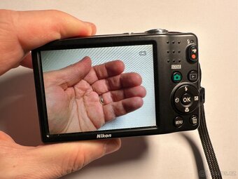 Nikon Coolpix L25 červený - 4