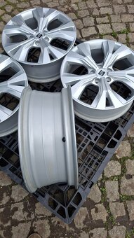 Originál alu disky SEAT 18" 5 x 112 et 45 - 4