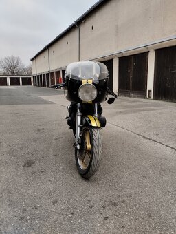 Suzuki GSX 500 - 4