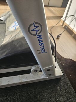 Prodám běžecký pás MASTER F-10 - 4