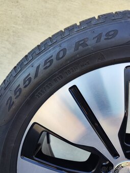Originál dvourozměrná ALU kola MERCEDES s pneu PIRELLI - 4