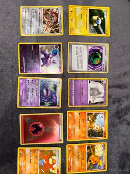 Pokémon karty - 4