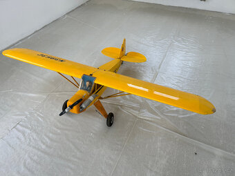 RC model letadla Piper J-3 Cub N3953C s benzínovým motorem - 4