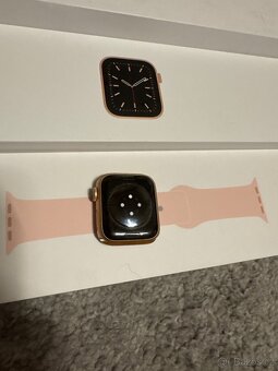 Apple Watch series 6 40mm - 4