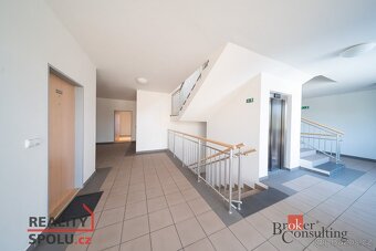 Pronájem, byty/2+kk, 46 m2, Stanislavského 1239/3, 72100 Ost - 4
