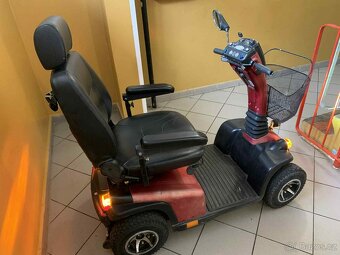 Invalidní elektrický skútr - 4