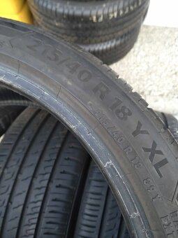 215/40 R 18 letné BARUM. - 4