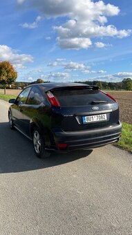 FORD FOCUS 2.0 107 KW AODA - BENZÍN - 4