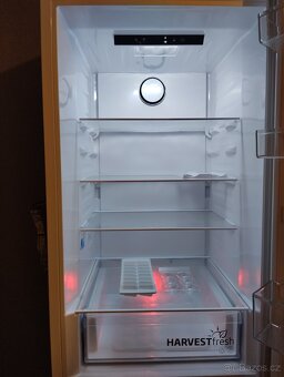 Kombinovaná lednice s mrazákem - 4