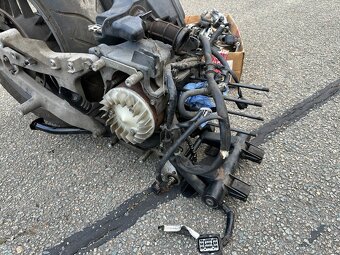 Motor Honda Forza 125 r.v. 2016 - 4