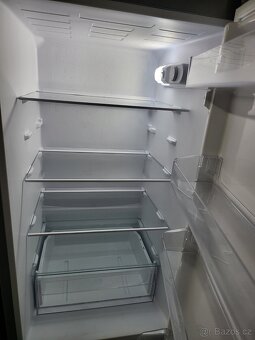 šedá lednice 170cm, 3šuplíky v mrazáku - 4